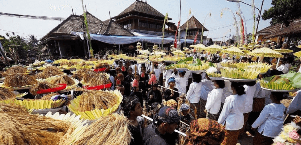 Nikmati Kekayaan Budaya Cirebon Lewat 5 Upacara Adat Ini (Sumber: cirebonradio.com)